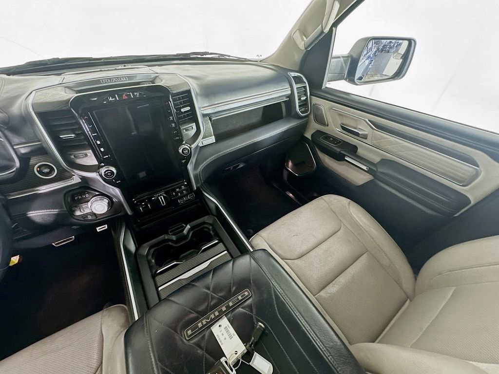 Used 2023 RAM 1500 Limited AWD/4WD image 11
