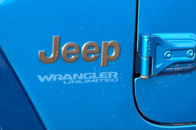 Used 2022 Jeep Wrangler Unlimited Rubicon 4xe w/ Cold Weather Group AWD/4WD image 10