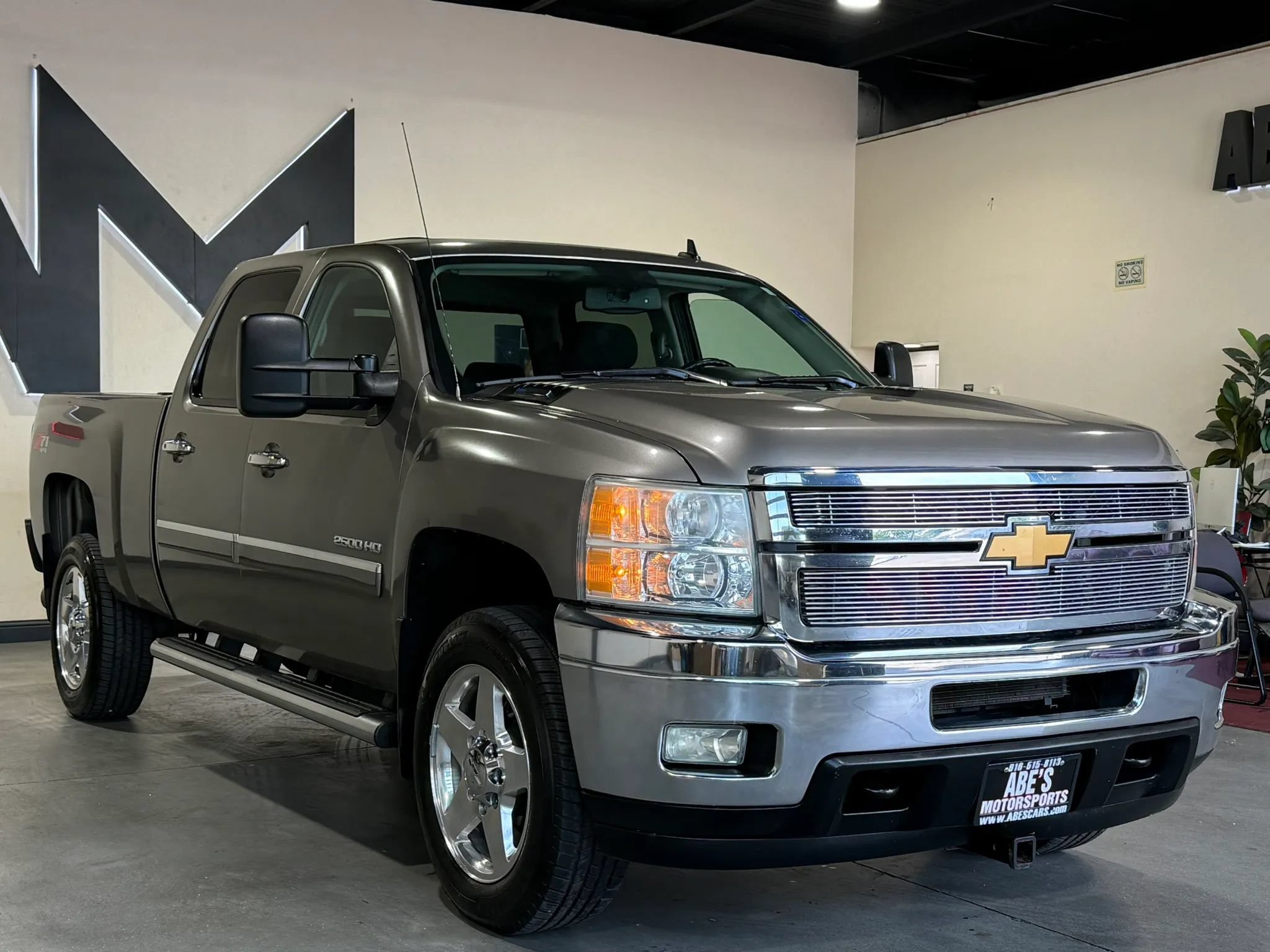 Used 2013 Chevrolet Silverado 2500 LT w/ Custom Sport Truck Package AWD/4WD image 2