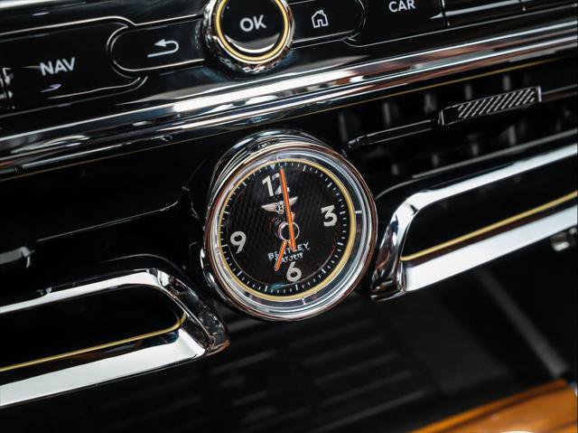 Used 2021 Bentley Flying Spur V8 image 26