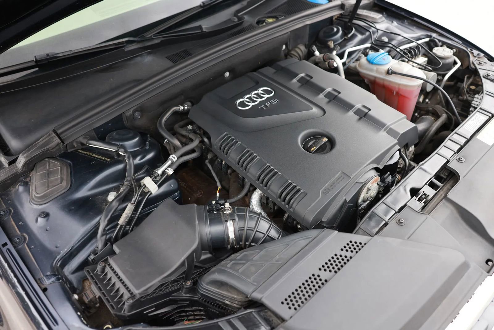 Used 2011 Audi A4 2.0T Premium image 45