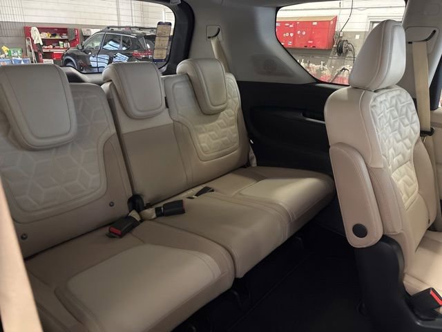 New 2026 Nissan Armada Platinum image 18