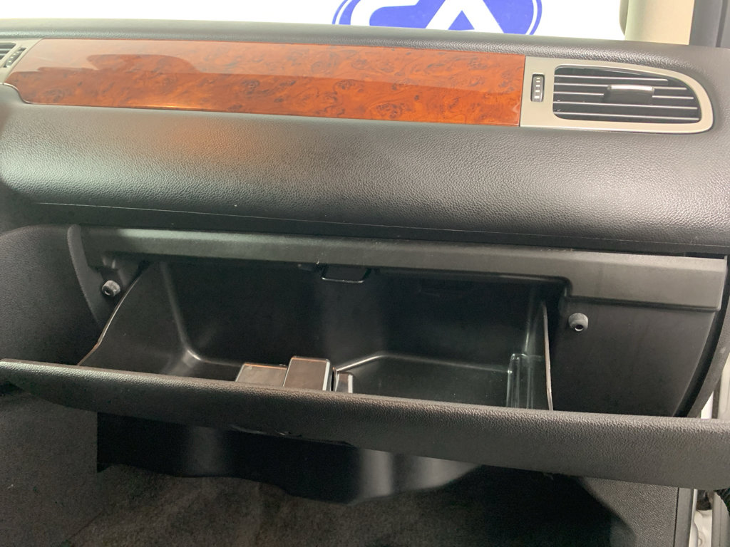 Used 2013 Chevrolet Suburban LT image 41