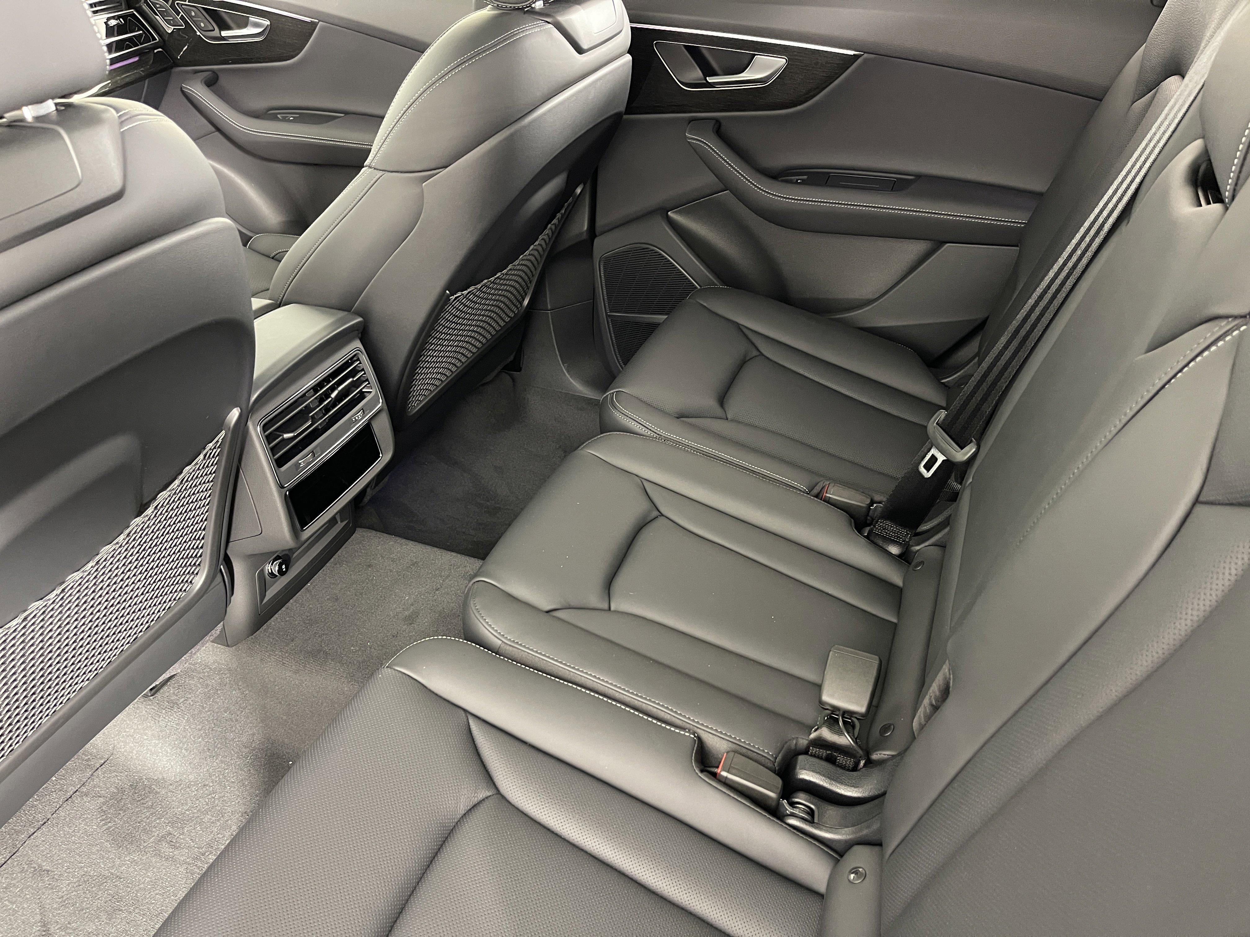 New 2025 Audi Q7 3.0T Prestige image 38