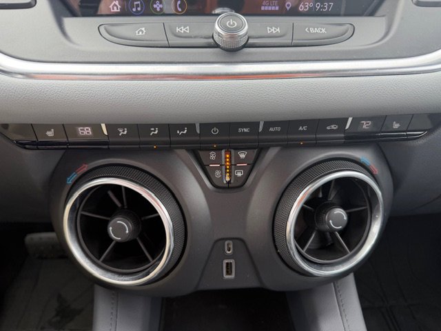 Used 2019 Chevrolet Blazer LT image 18