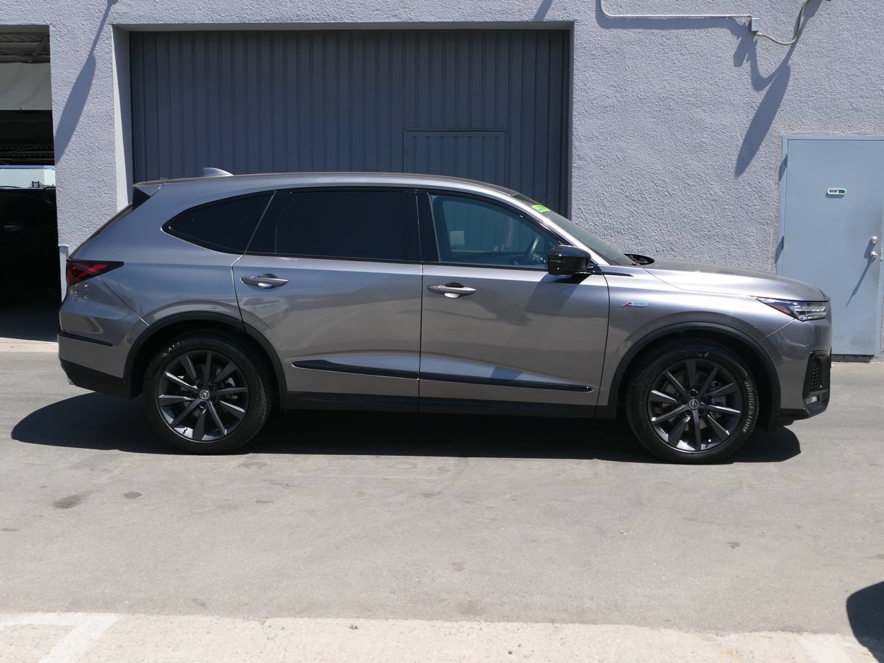 Used 2025 Acura MDX A-Spec AWD/4WD image 2