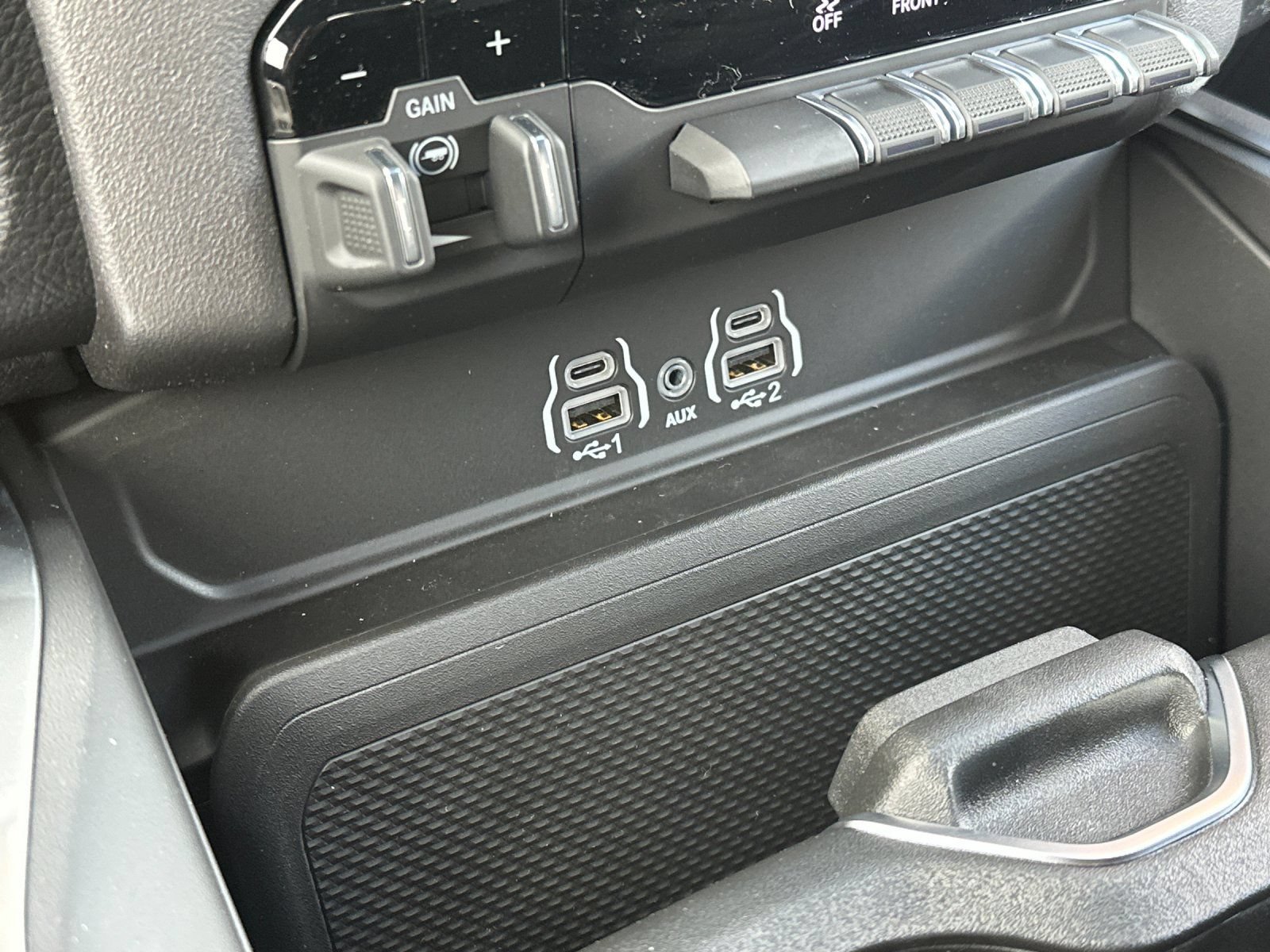 New 2026 RAM 1500 Big Horn w/ Night Edition AWD/4WD image 25
