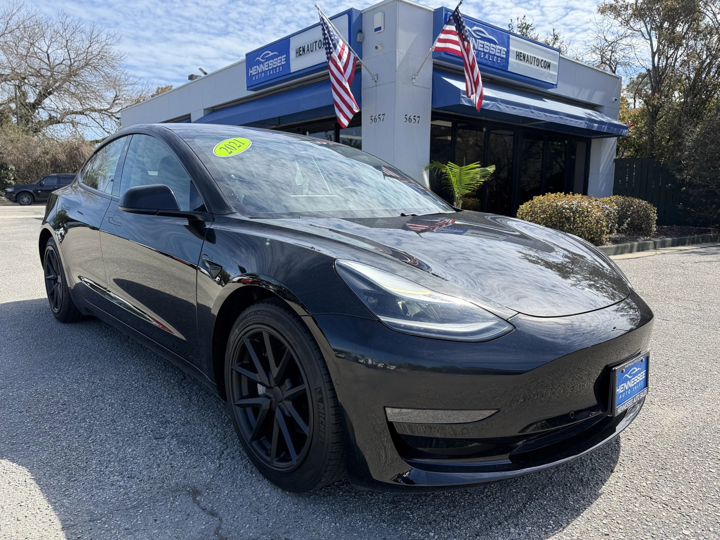 Used 2021 Tesla Model 3 Standard Range Plus image 44