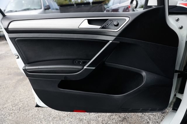Used 2017 Volkswagen Golf SE FWD image 45