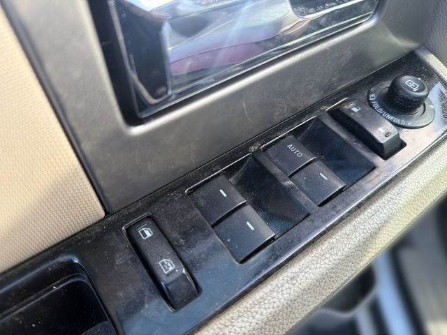 Used 2012 Ford Expedition Limited AWD/4WD image 13