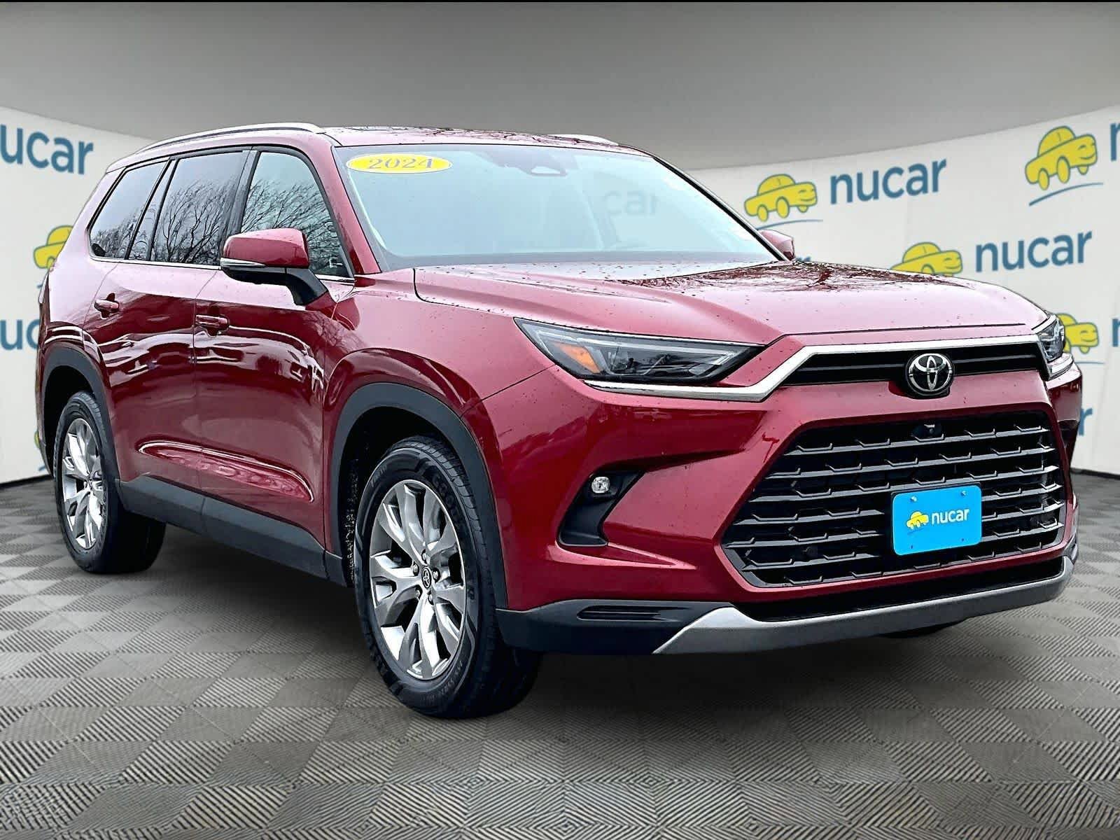 Used 2024 Toyota Grand Highlander Limited AWD/4WD image 1