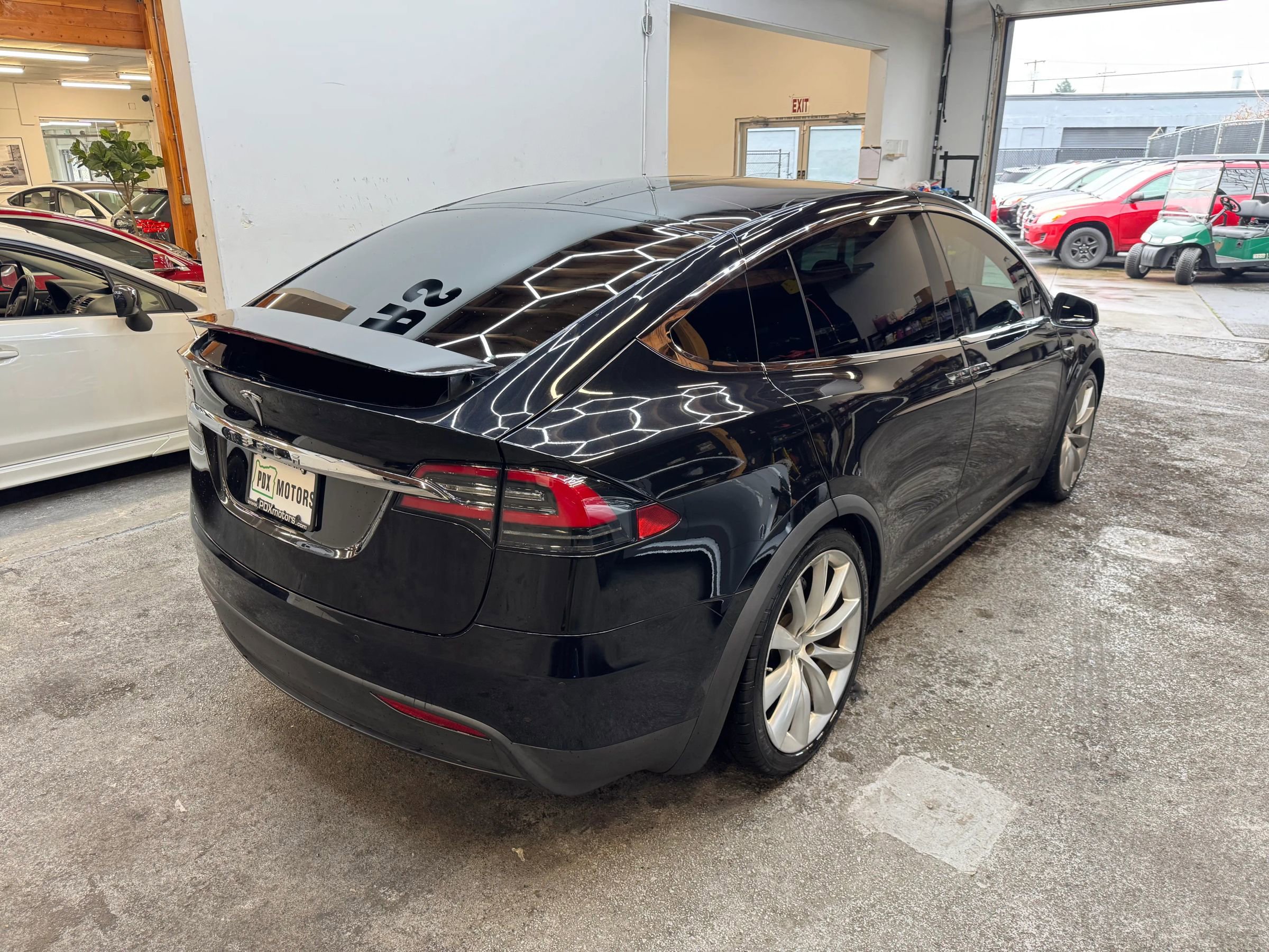 Used 2016 Tesla Model X 90D image 5