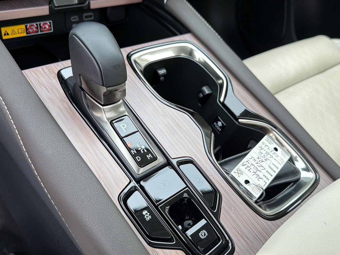 Certified 2024 Lexus RX 350 FWD w/ Convenience Package image 29