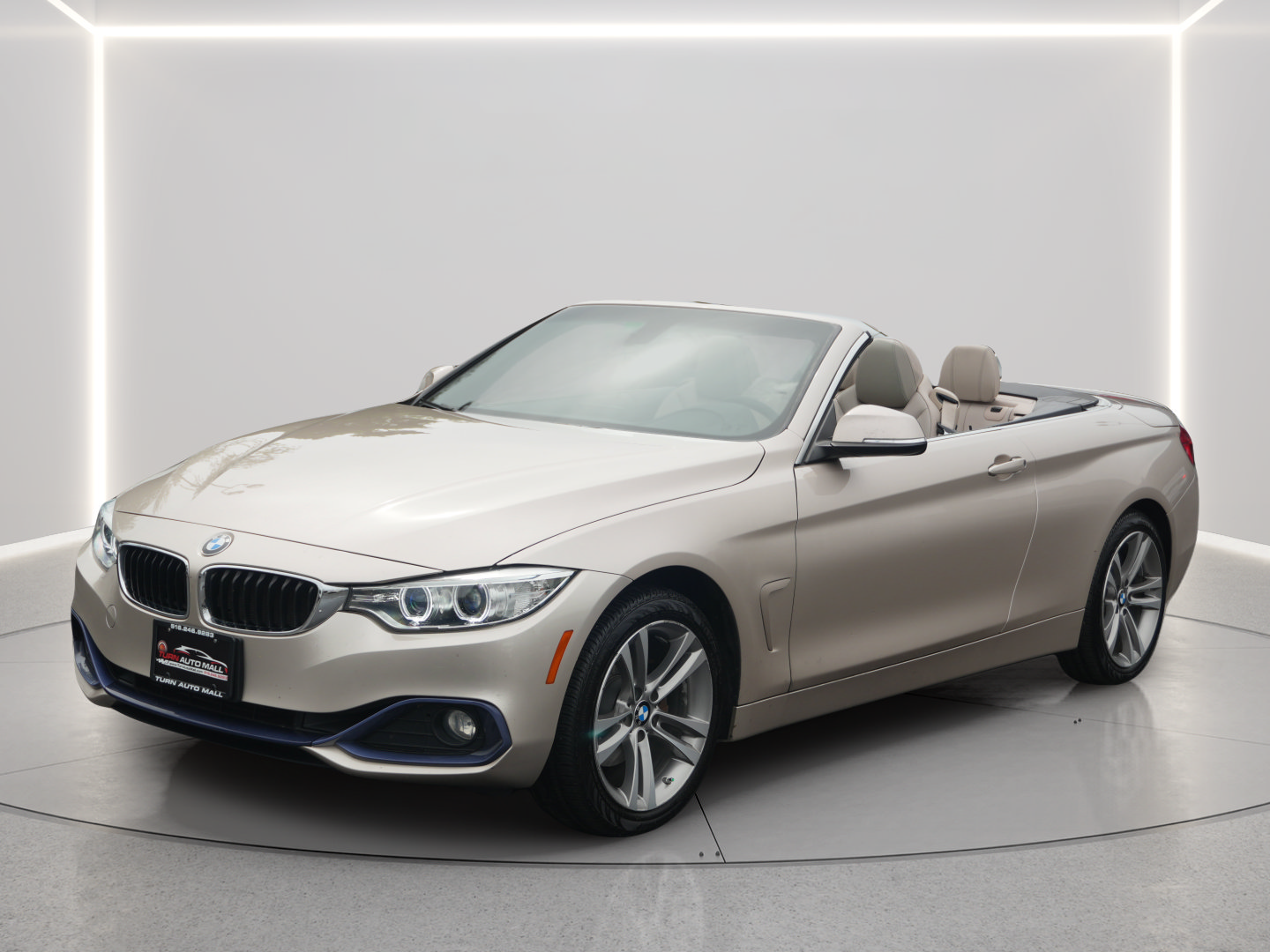 Used 2017 BMW 430i xDrive Convertible AWD/4WD image 2