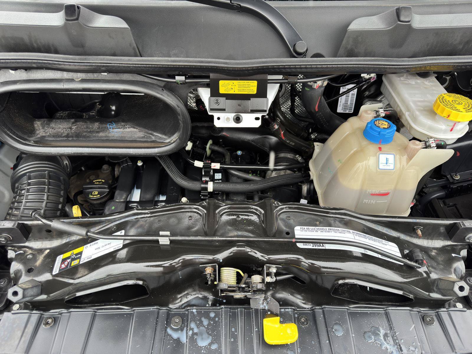 Used 2025 RAM ProMaster 2500 w/ Convenience Group FWD image 35