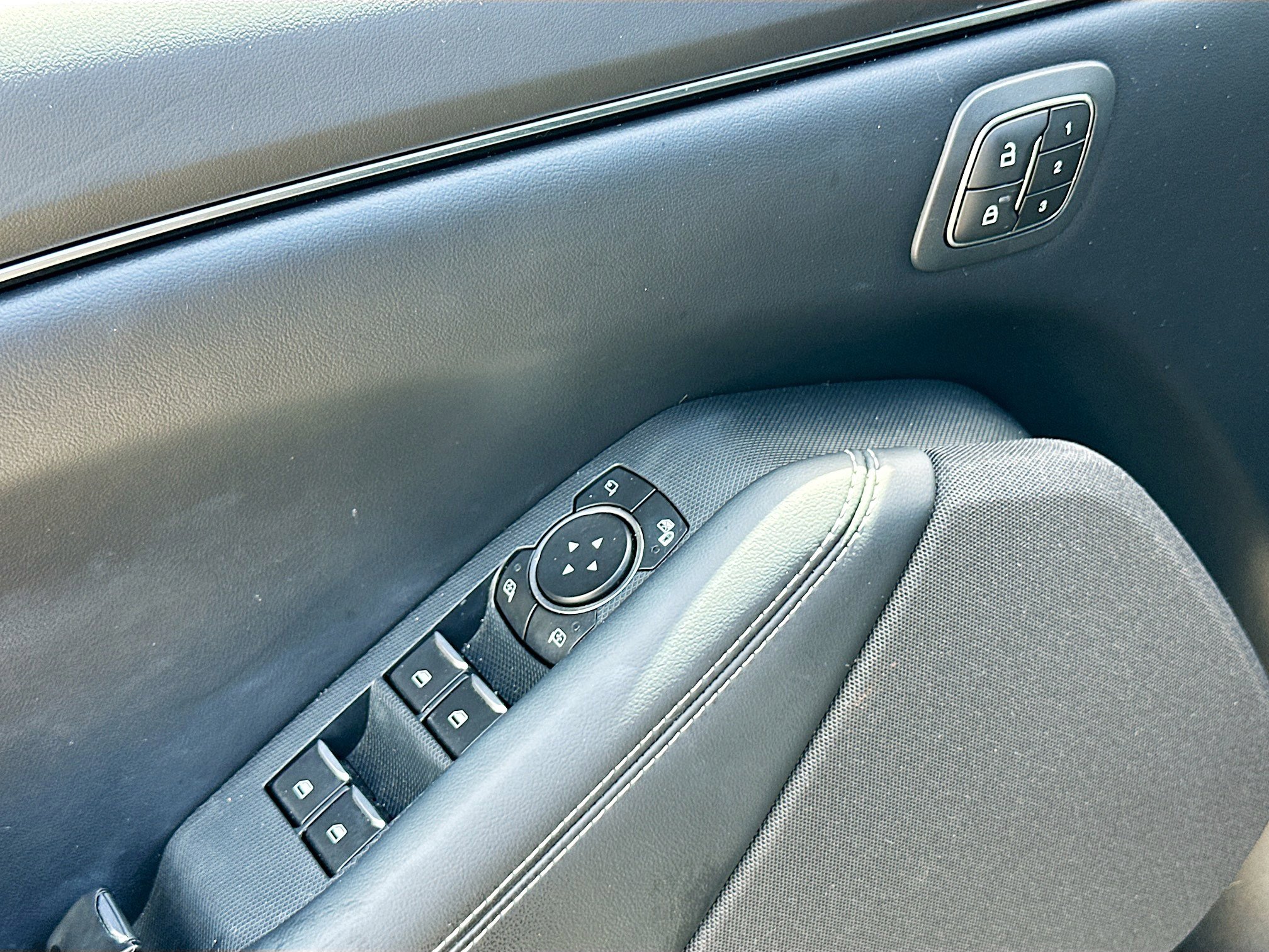 Used 2022 Ford Mustang Mach-E Select w/ Comfort/Technology Package image 18