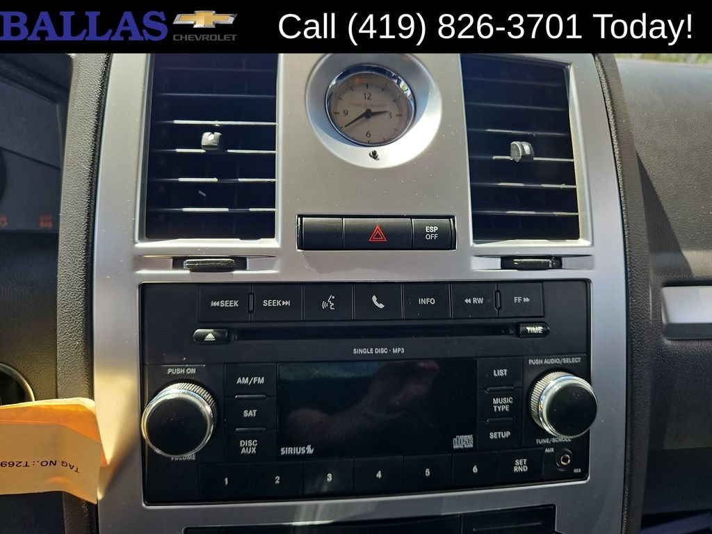 Used 2010 Chrysler 300 Touring Plus RWD image 13