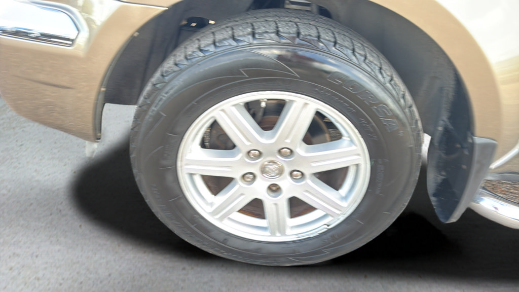 Used 2007 Chrysler Aspen Limited AWD/4WD image 18
