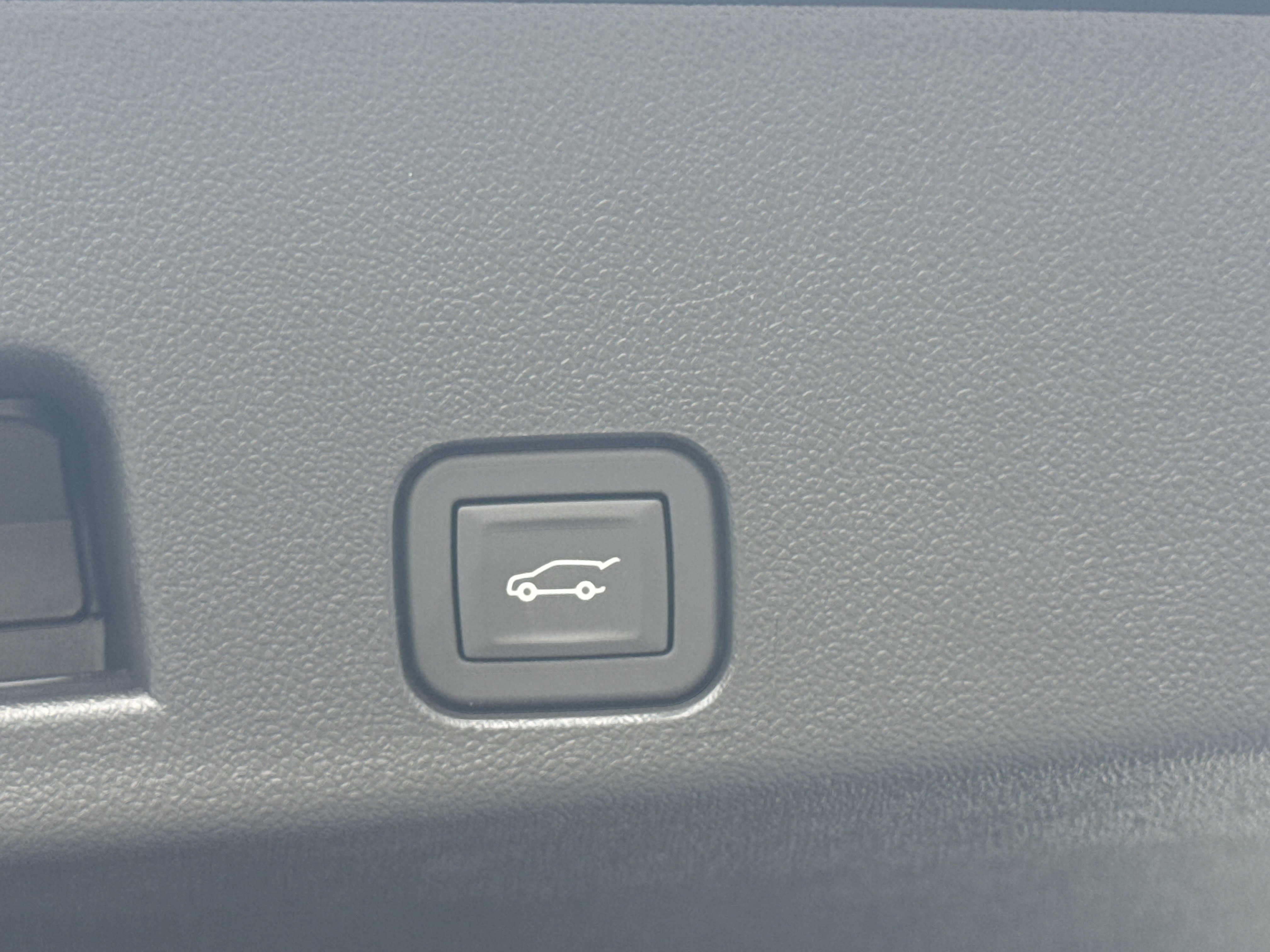 New 2026 Chevrolet Traverse High Country FWD image 20