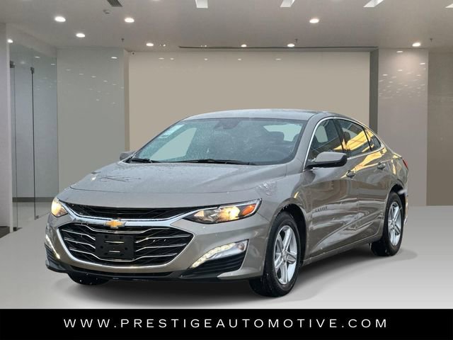 Used 2023 Chevrolet Malibu LT FWD image 1