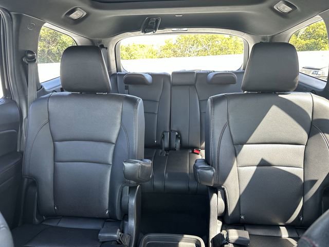 Used 2021 Honda Pilot Black Edition image 19