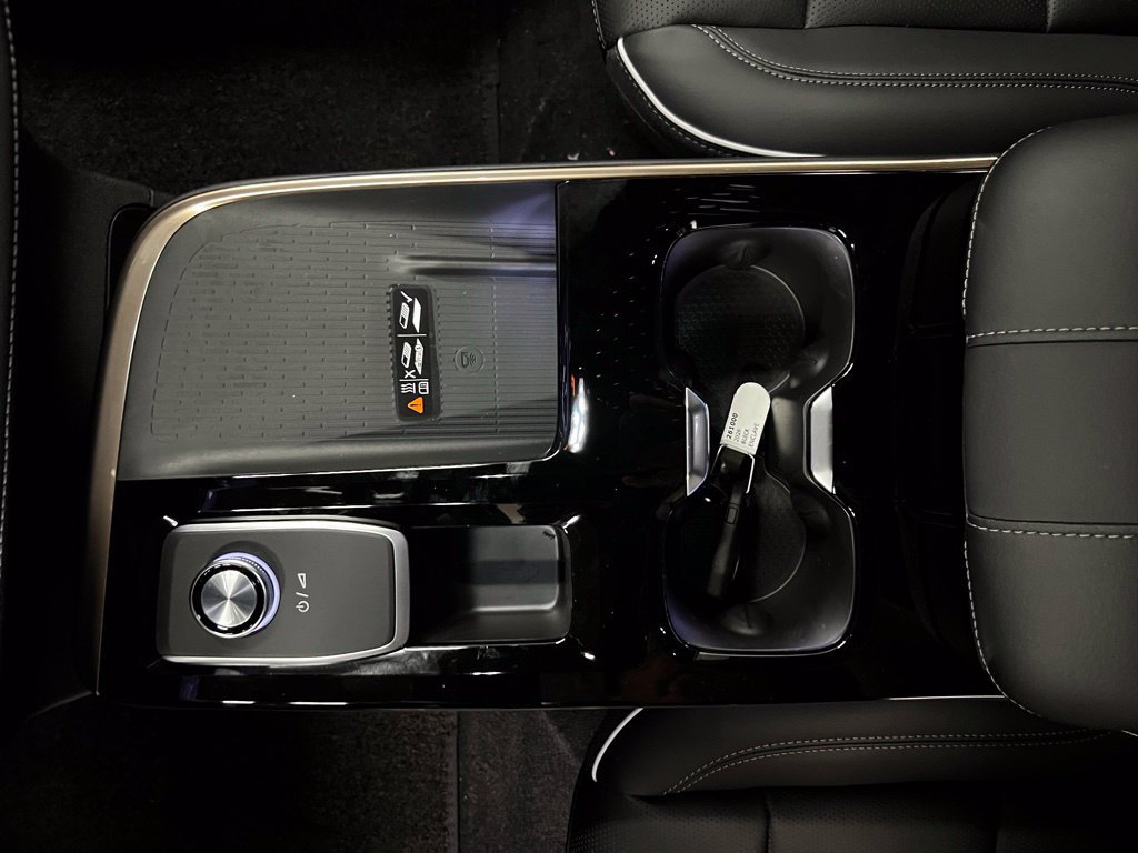 New 2026 Buick Enclave Avenir w/ Super Cruise Package AWD/4WD image 25
