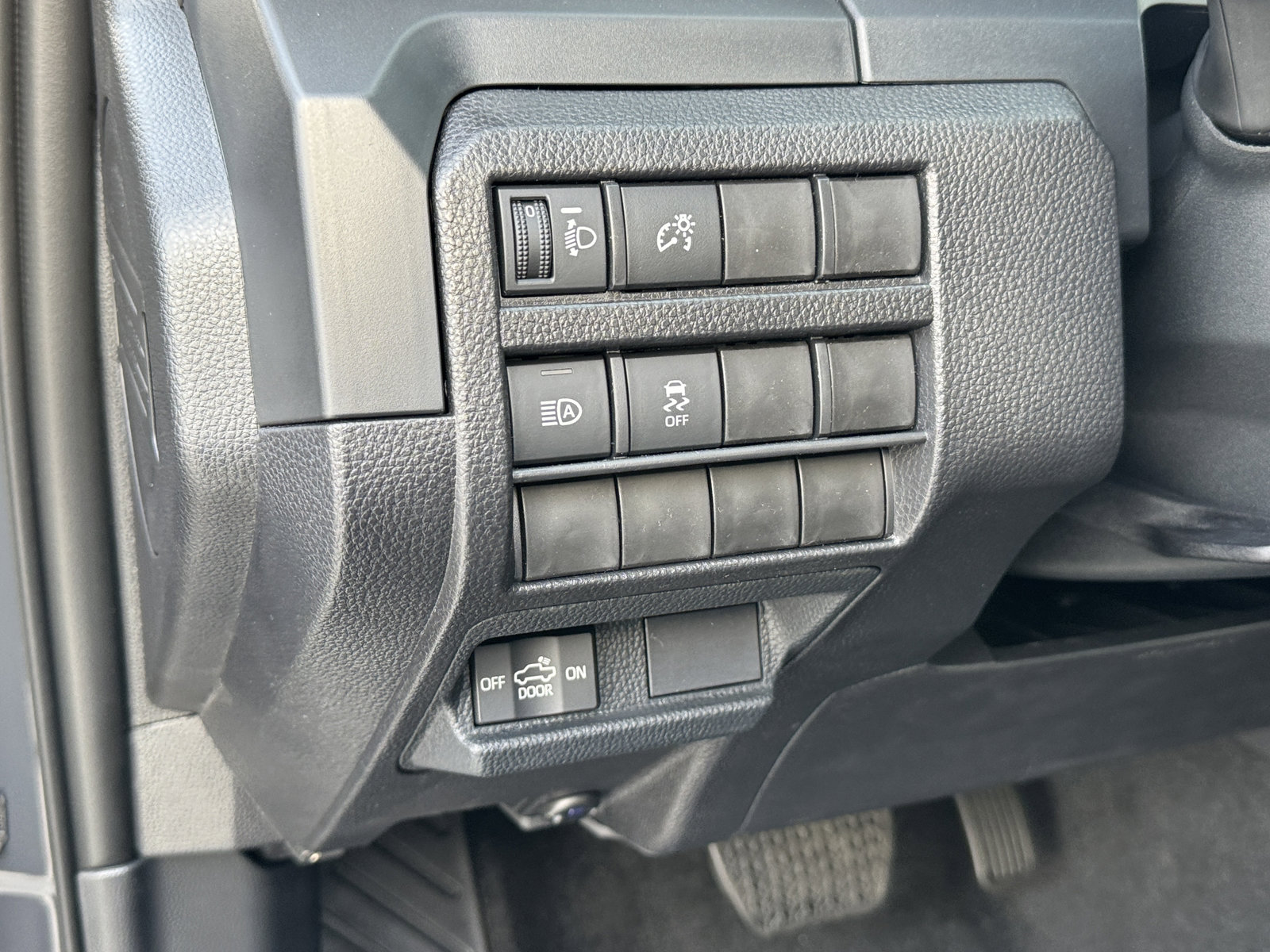 New 2026 Toyota Tacoma SR image 17