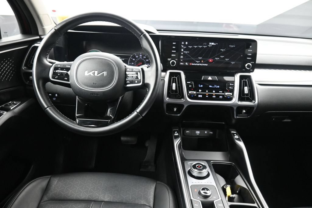 Certified 2023 Kia Sorento EX AWD/4WD image 20