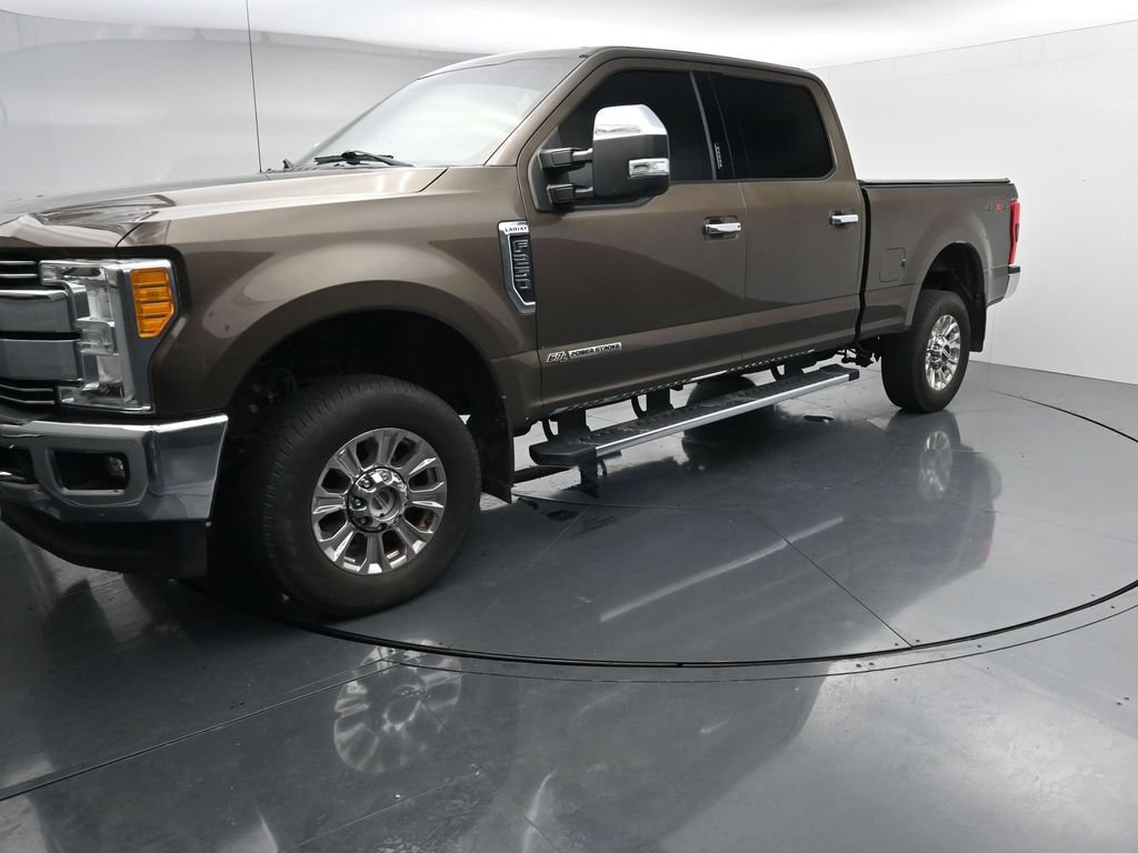 Used 2017 Ford F250 Lariat w/ Chrome Package AWD/4WD image 4