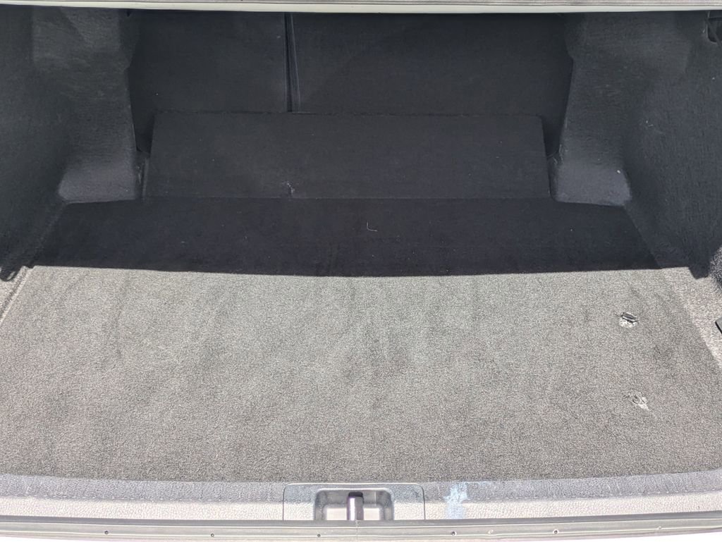 Used 2025 Toyota Camry LE image 29