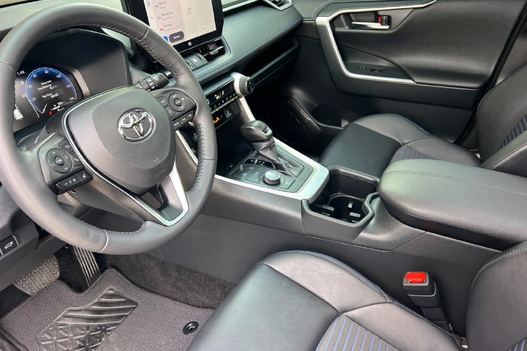 Certified 2023 Toyota RAV4 XSE AWD/4WD image 12