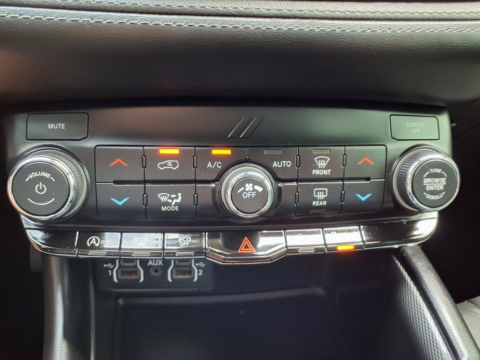 Used 2021 Dodge Durango GT w/ Blacktop Package RWD image 9