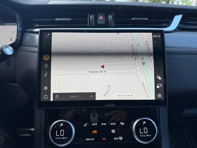 New 2026 Jaguar F-PACE SVR 575 Edition AWD/4WD image 24