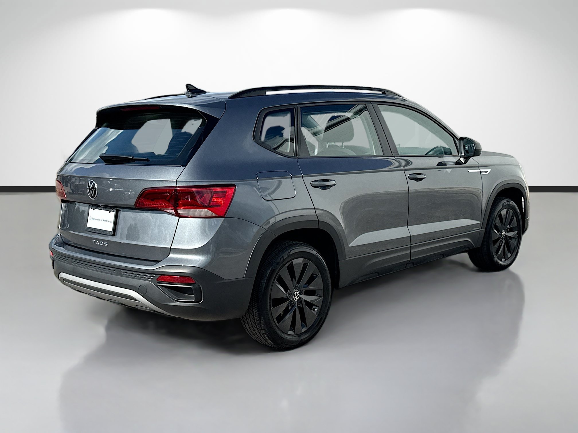 Used 2023 Volkswagen Taos S FWD image 3