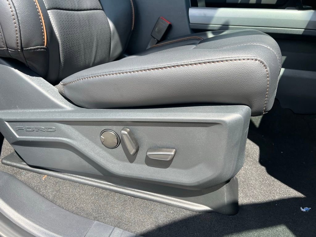 New 2026 Ford F350 Lariat w/ FX4 Off-Road Package image 23