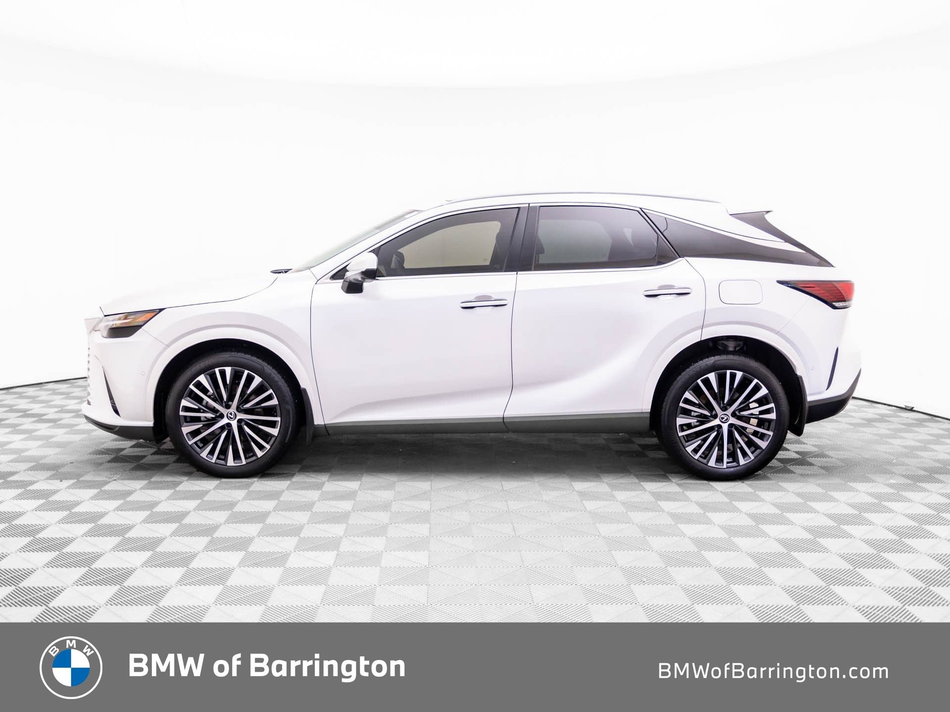 Used 2024 Lexus RX 350 Premium Plus w/ Convenience Package AWD/4WD image 2