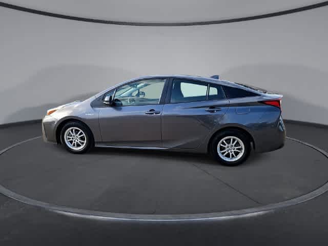 Used 2022 Toyota Prius LE FWD image 5