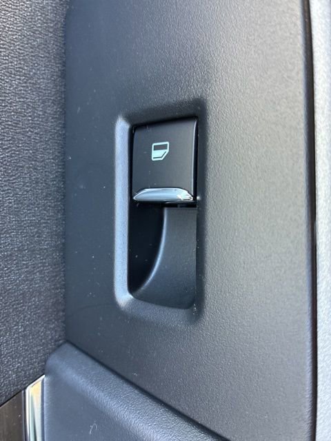 New 2025 Ford F150 Lightning Lariat w/ Max Trailer Tow Package image 28