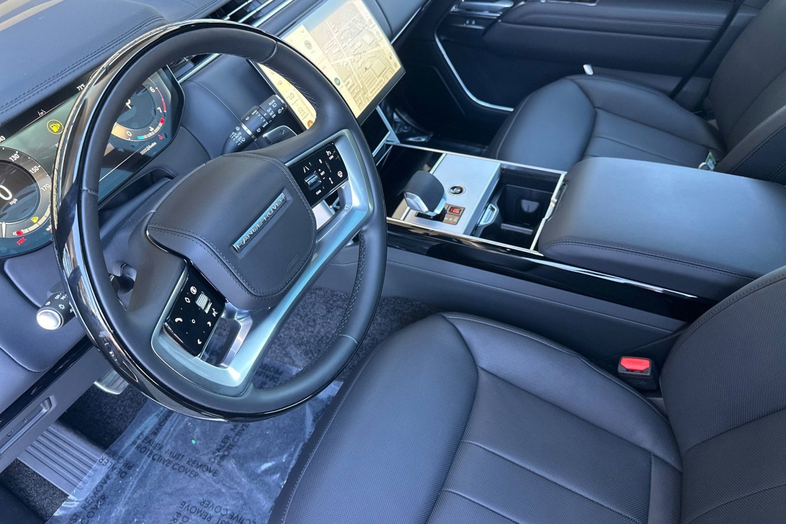 New 2026 Land Rover Range Rover Long Wheelbase SE image 5