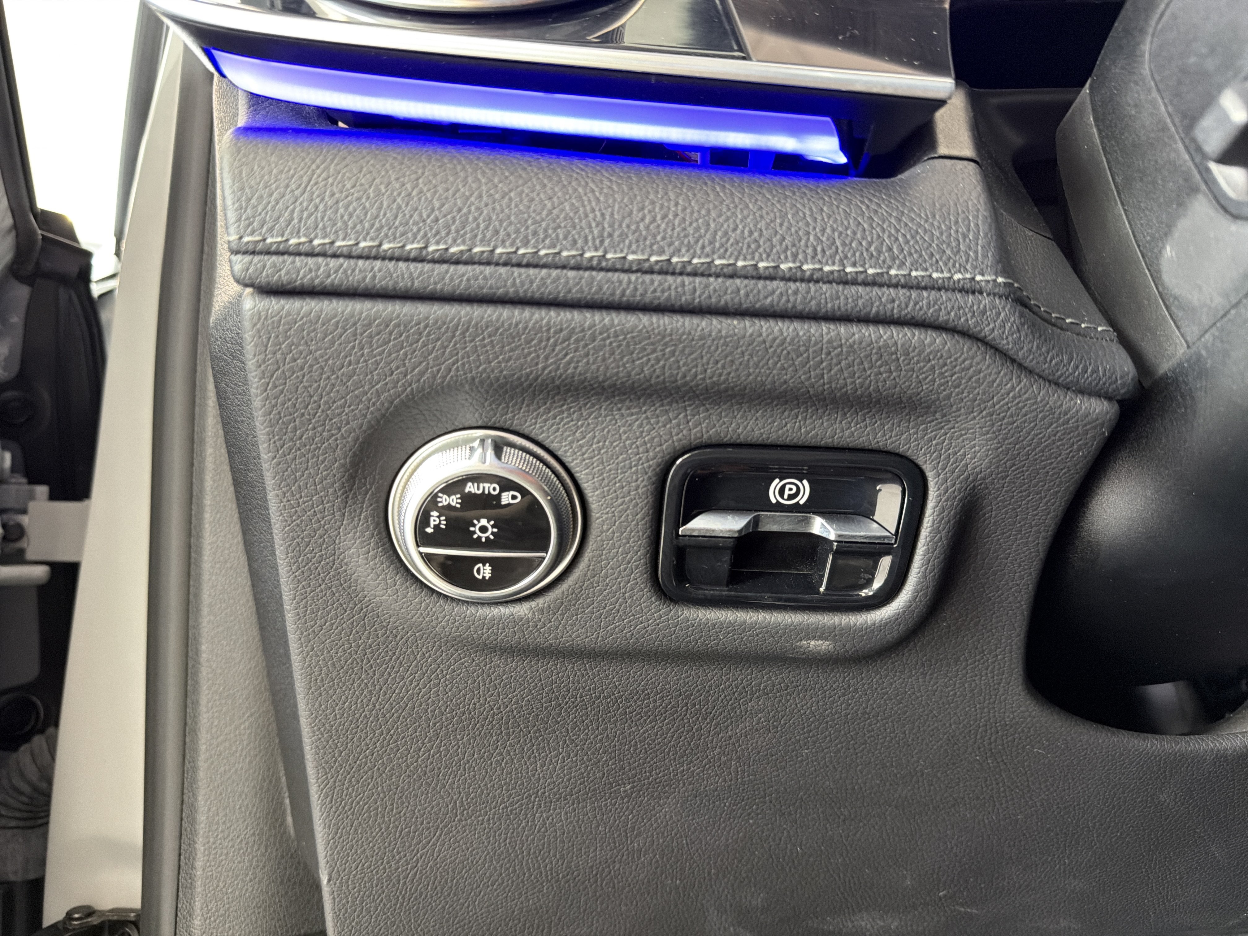 Certified 2023 Mercedes-Benz EQS 580 4MATIC SUV image 16