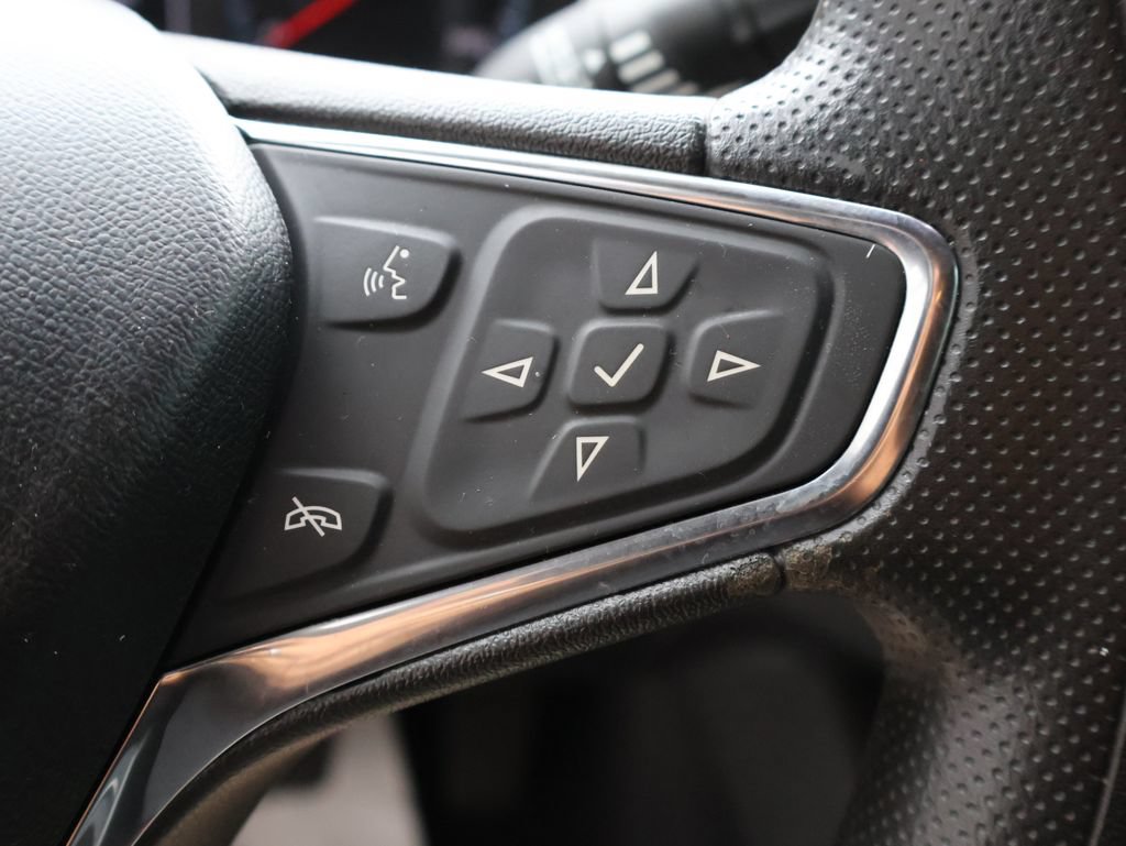 Used 2020 Chevrolet Malibu LT FWD image 38