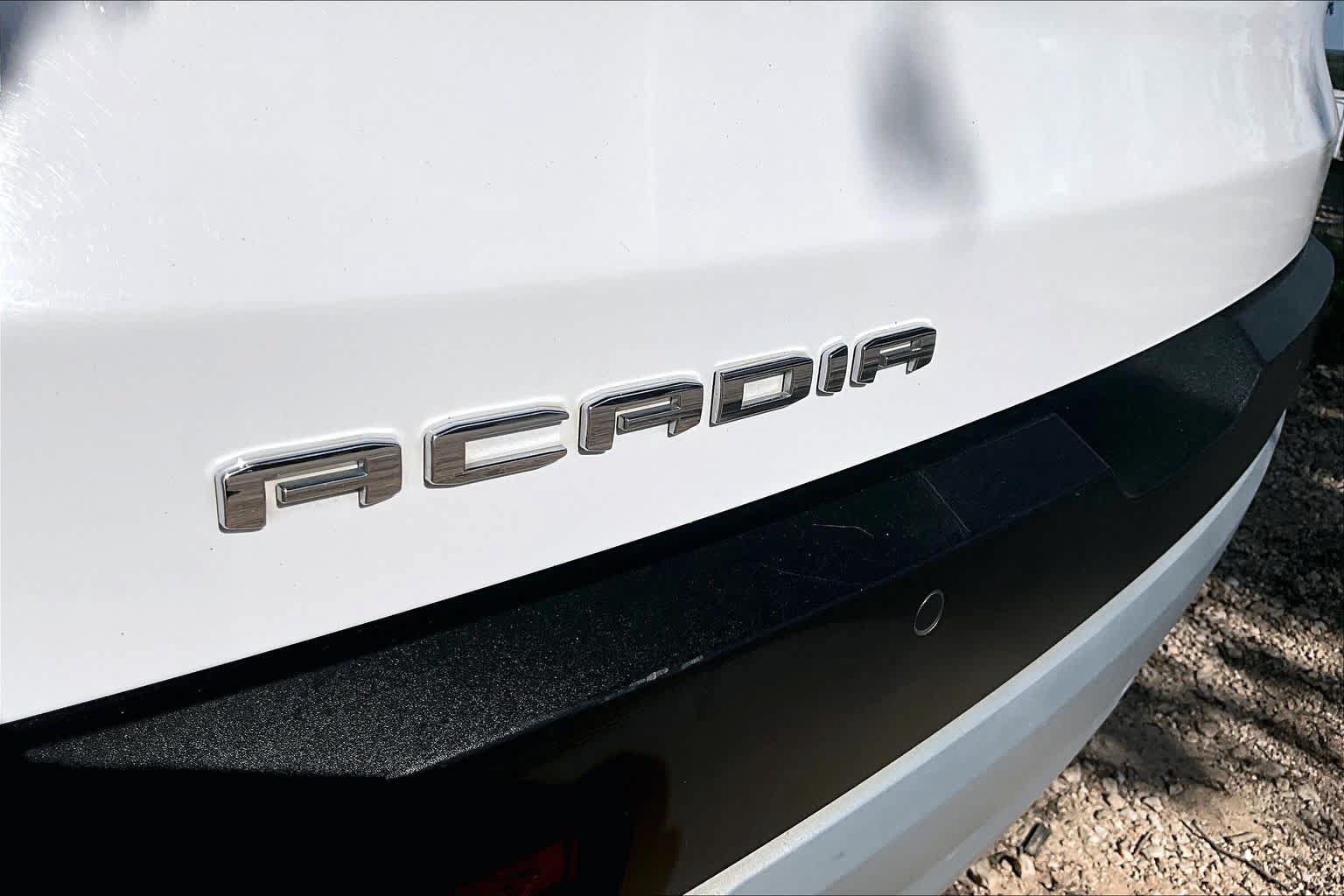 Used 2022 GMC Acadia SLE FWD image 12