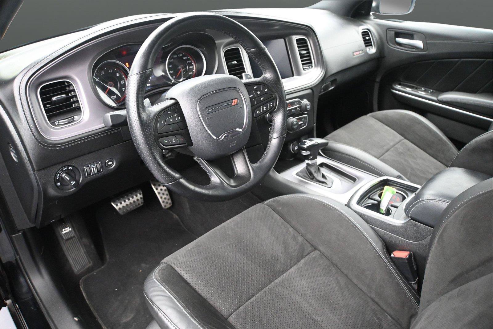 Used 2023 Dodge Charger Scat Pack w/ Plus Group RWD image 2