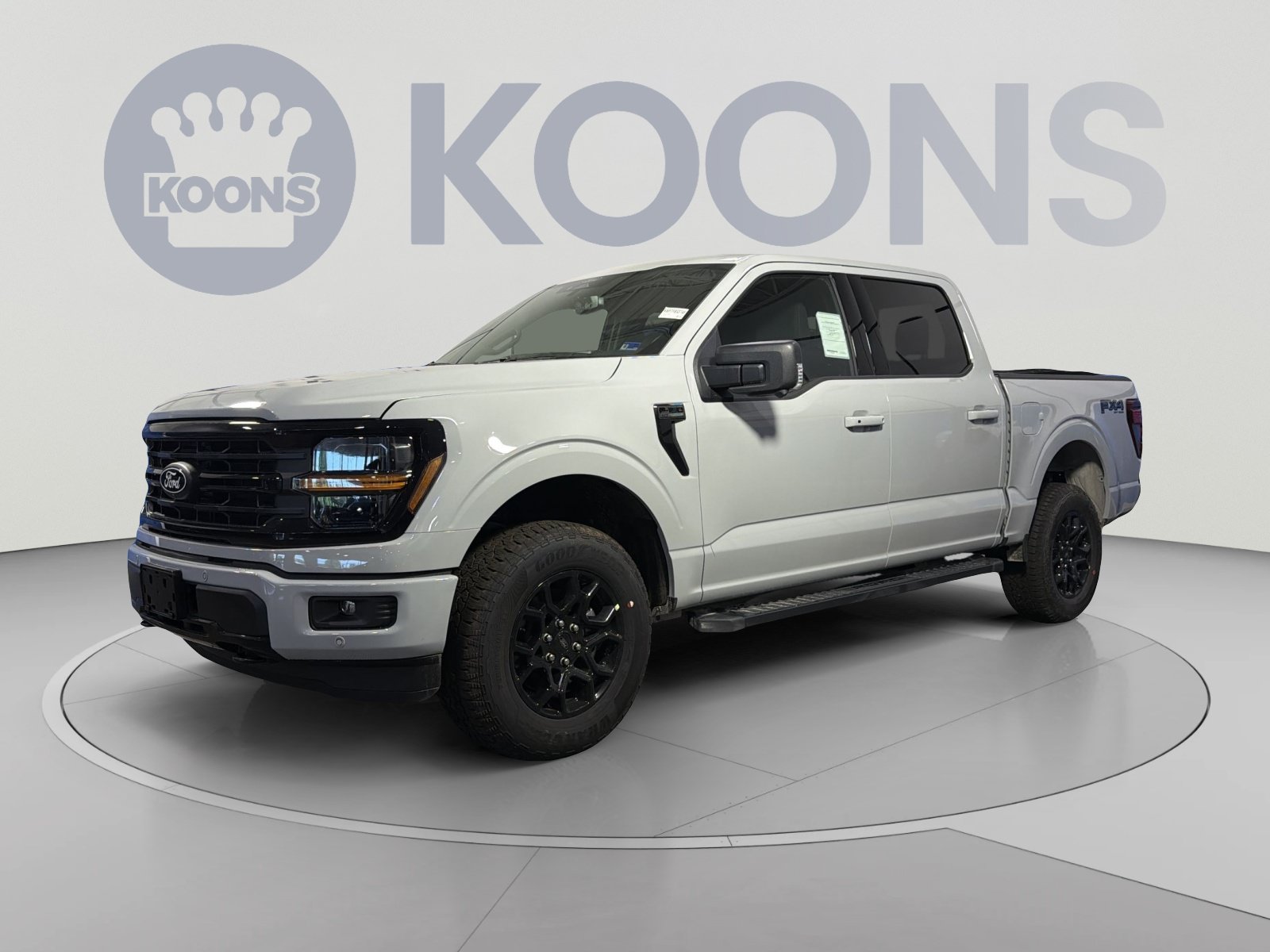 New 2026 Ford F150 XLT w/ Equipment Group 302A MID