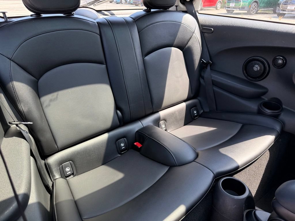 Used 2017 MINI Cooper S FWD image 23