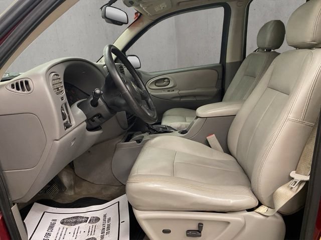 Used 2008 Chevrolet TrailBlazer LT w/ Sun And 6-Disc Cd Package AWD/4WD image 6