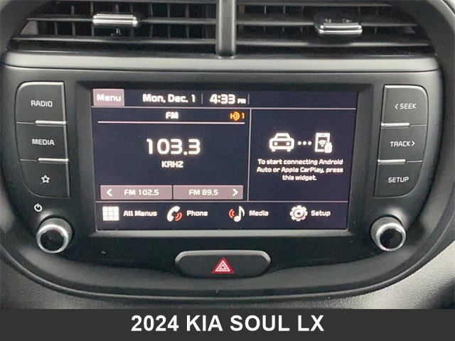 Used 2024 Kia Soul LX w/ Option Group 015 image 18