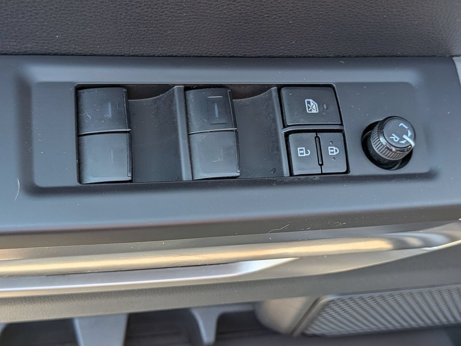 Used 2023 Toyota Tundra SR5 w/ SR5 Convenience Package RWD image 14