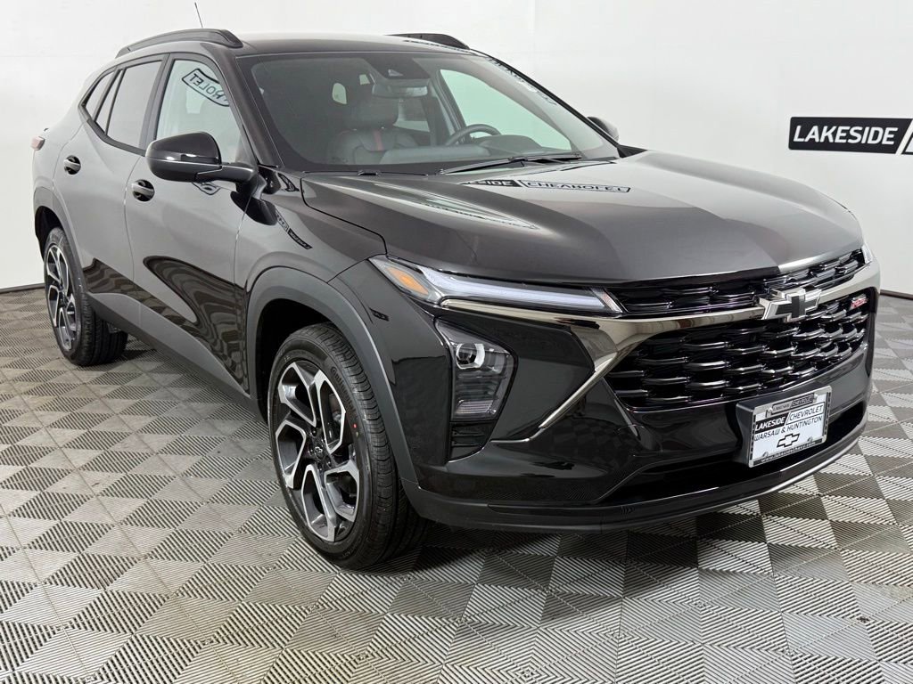 New 2026 Chevrolet Trax RS w/ Driver Confidence Package image 8