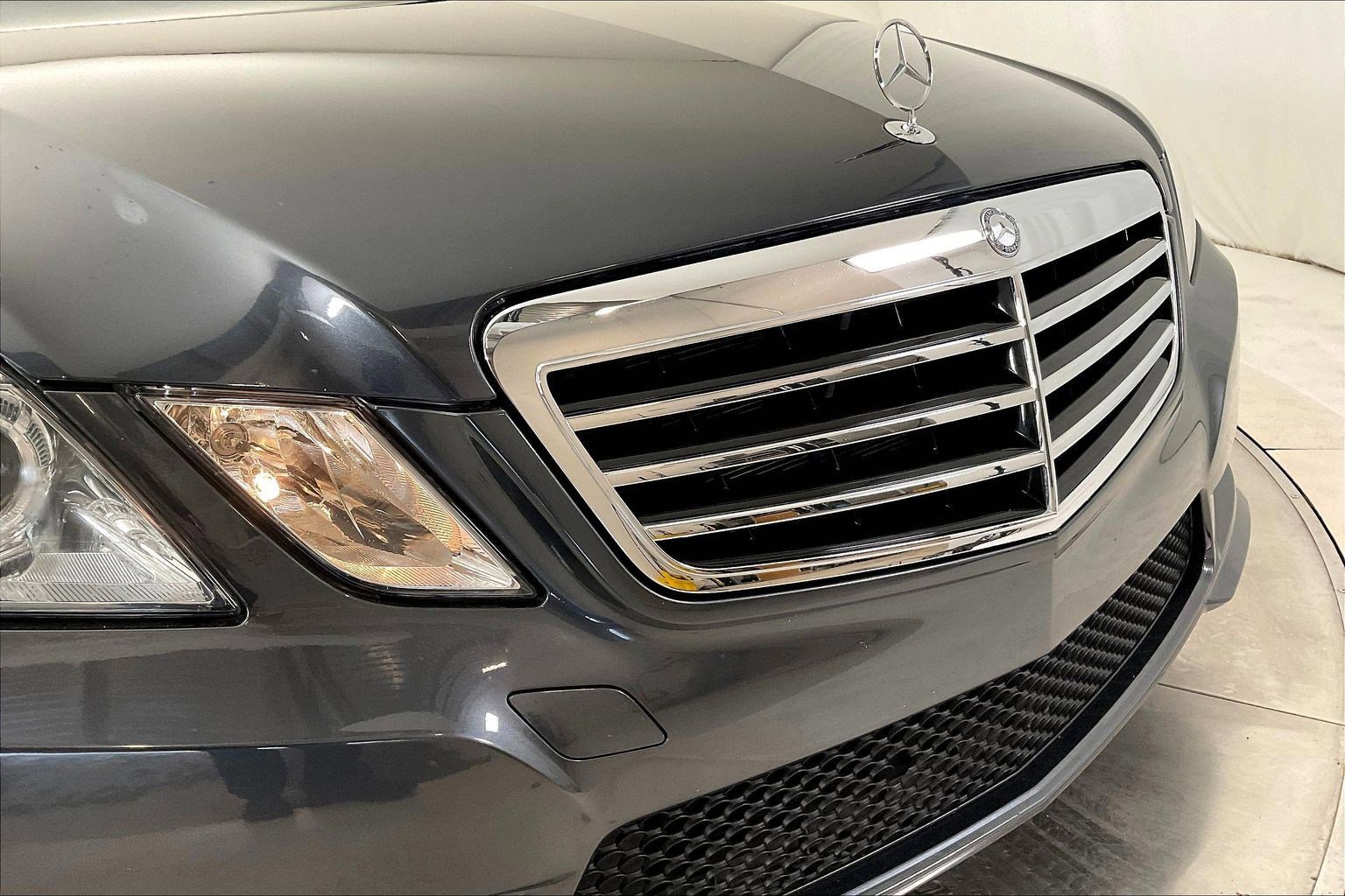 Used 2011 Mercedes-Benz E 350 4MATIC Sedan image 33